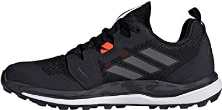 Shopping Season For Men and Women's Sports Shoes & Clothing