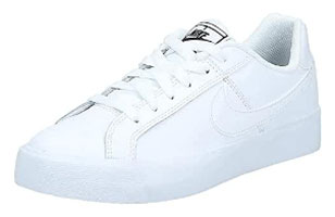 Shopping Season For Men and Women's Sports Shoes & Clothing